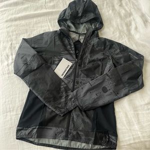 Salomon Windbreaker NWT sz S